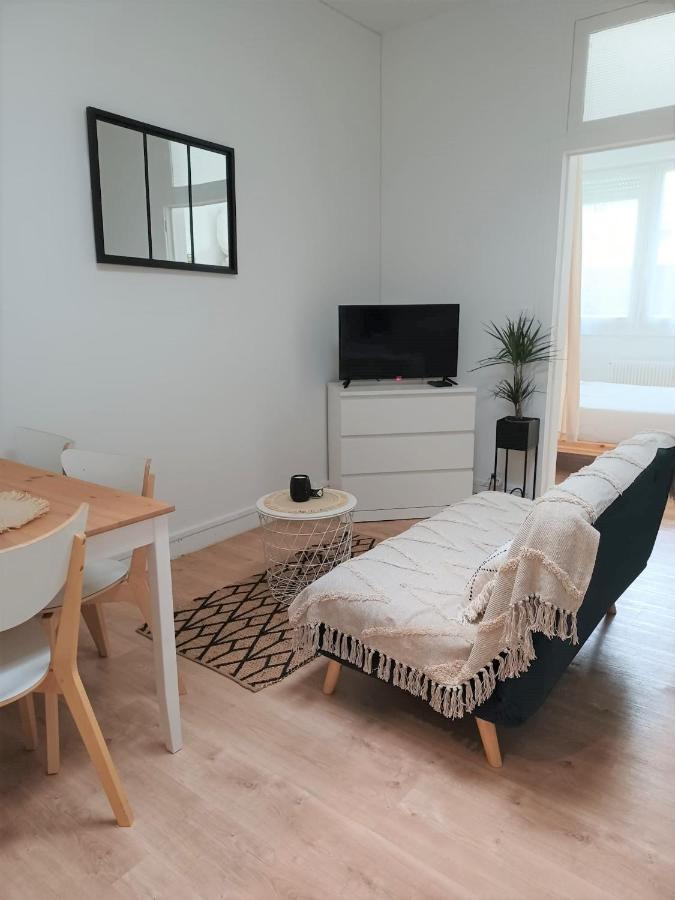Ferienwohnung Agreable F2 Proche Gare Le Mans Exterior foto