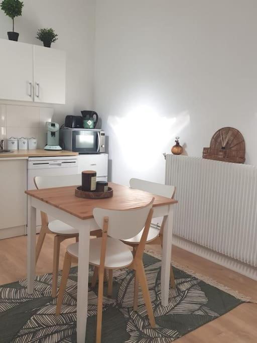 Ferienwohnung Agreable F2 Proche Gare Le Mans Exterior foto