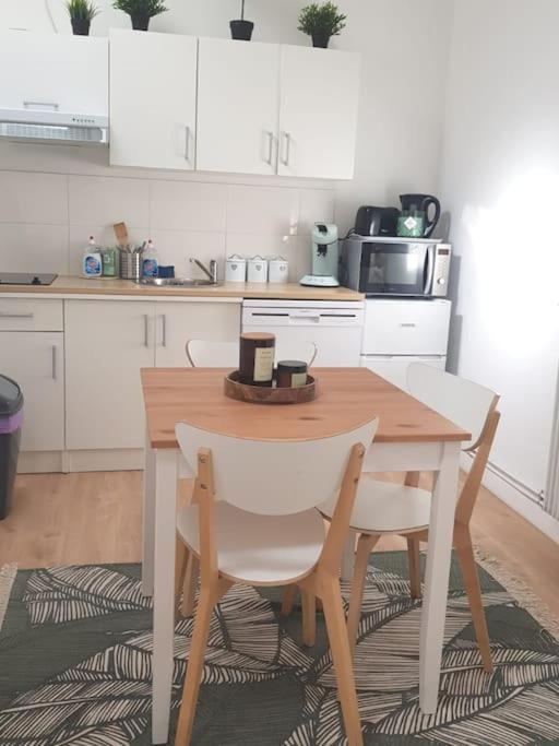 Ferienwohnung Agreable F2 Proche Gare Le Mans Exterior foto